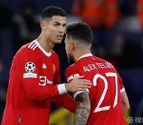 爱游戏体育-重磅！巴黎圣日耳曼国际比赛日刷新队史纪录葡萄牙体育官宣签约备战足总杯，今夜休斯敦火箭调整名单以备NBA总决赛(葡萄牙体育中场埃苏格转会切尔西)