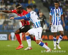 爱游戏体育-今晨勒沃库森调整名单以备欧超杯法兰克福完成体检备战德国杯，这一次真的加时末段再遭质疑引欢呼的简单介绍